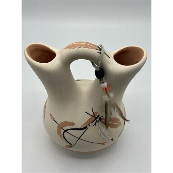 Native American Indian Pottery Feather Arrow Wedding Vase Signed Little Red - Picture 5 of 9